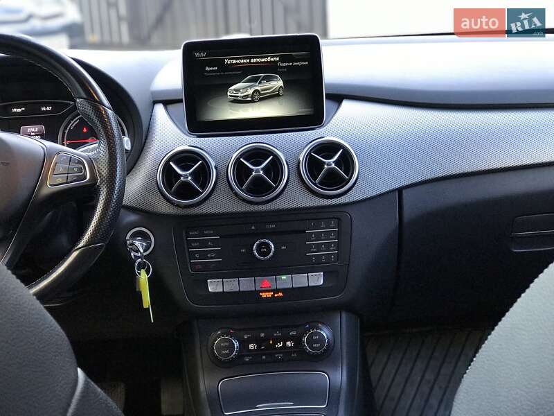 Хетчбек Mercedes-Benz B-Class 2015 в Тернополі