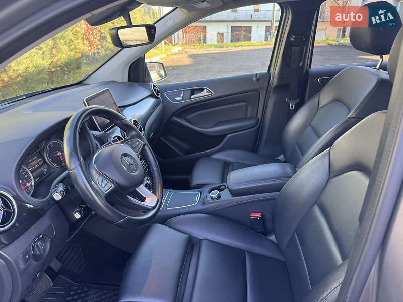 Хэтчбек Mercedes-Benz B-Class 2016 в Каменец-Подольском фото 9 Хэтчбек Mercedes-Benz B-Class 2016 в Каменец-Подольском