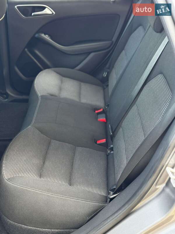 Хетчбек Mercedes-Benz B-Class 2016 в Дрогобичі