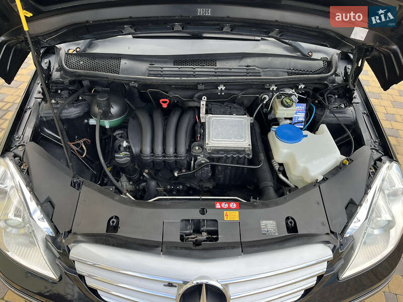 Хетчбек Mercedes-Benz B-Class 2005 в Могилів-Подільському фото 60 Хетчбек Mercedes-Benz B-Class 2005 в Могилів-Подільському