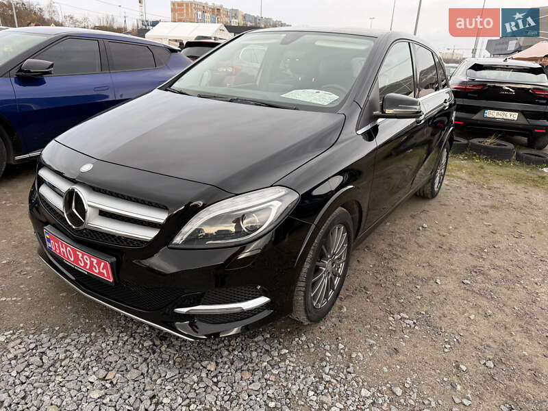 Хэтчбек Mercedes-Benz B-Class 2016 в Пустомытах
