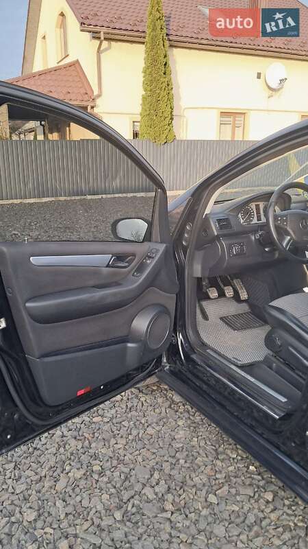 Хэтчбек Mercedes-Benz B-Class 2005 в Нововолынске фото 29 Хэтчбек Mercedes-Benz B-Class 2005 в Нововолынске