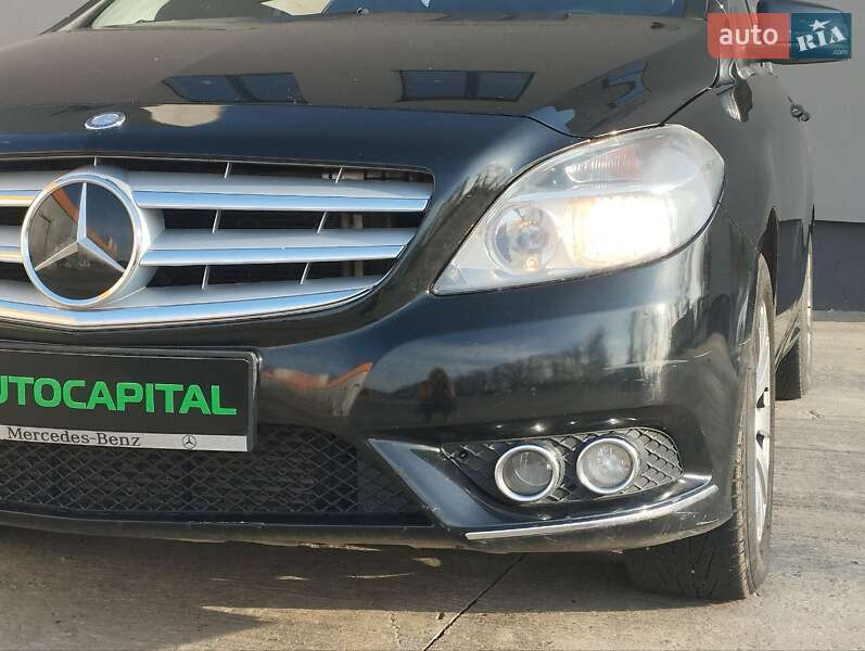 Хетчбек Mercedes-Benz B-Class 2014 в Києві фото 8 Хетчбек Mercedes-Benz B-Class 2014 в Києві