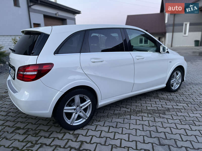 Хэтчбек Mercedes-Benz B-Class 2017 в Дрогобыче фото 14 Хэтчбек Mercedes-Benz B-Class 2017 в Дрогобыче