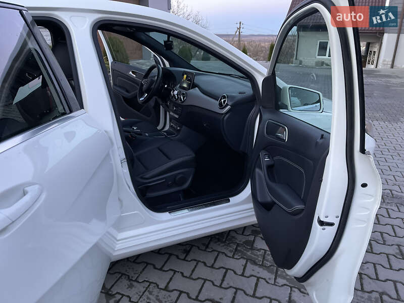 Хэтчбек Mercedes-Benz B-Class 2017 в Дрогобыче фото 31 Хэтчбек Mercedes-Benz B-Class 2017 в Дрогобыче