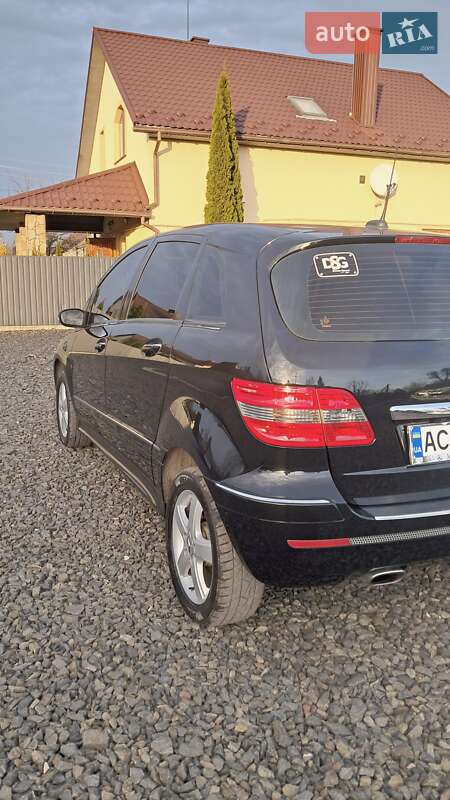 Хэтчбек Mercedes-Benz B-Class 2005 в Нововолынске