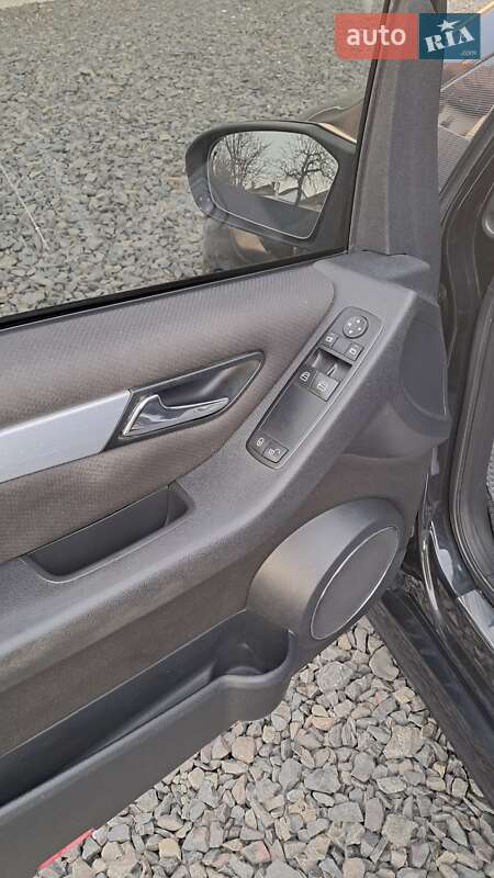 Хэтчбек Mercedes-Benz B-Class 2005 в Нововолынске