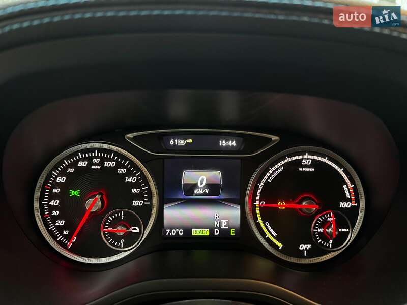 Хэтчбек Mercedes-Benz B-Class 2015 в Киеве