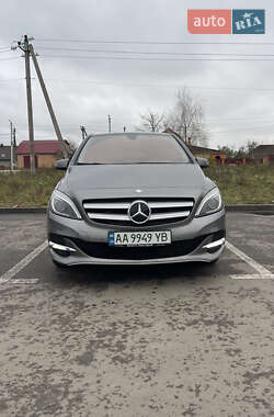 Хэтчбек Mercedes-Benz B-Class 2016 в Софиевской Борщаговке