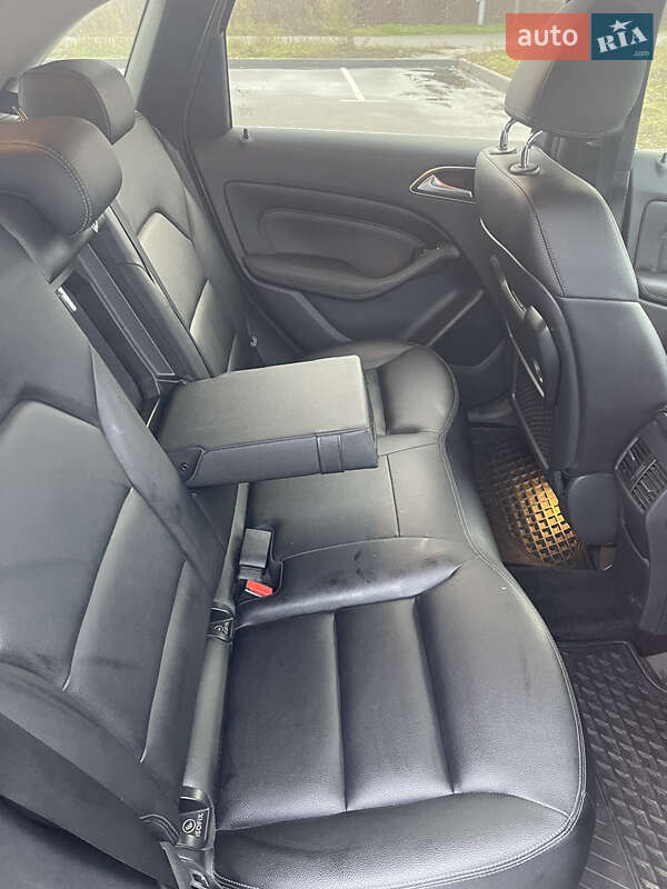 Хэтчбек Mercedes-Benz B-Class 2016 в Софиевской Борщаговке фото 18 Хэтчбек Mercedes-Benz B-Class 2016 в Софиевской Борщаговке