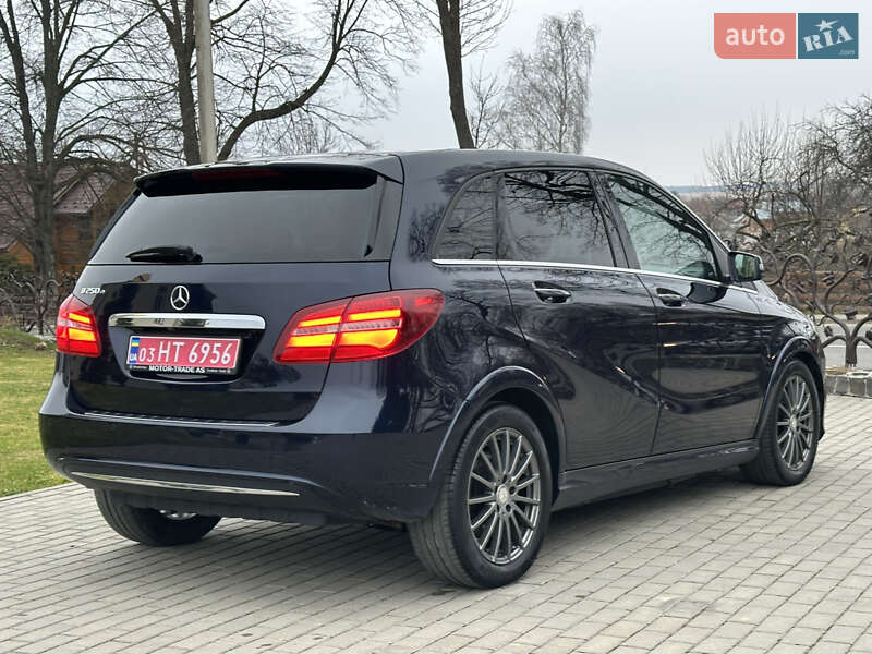 Хэтчбек Mercedes-Benz B-Class 2016 в Дрогобыче