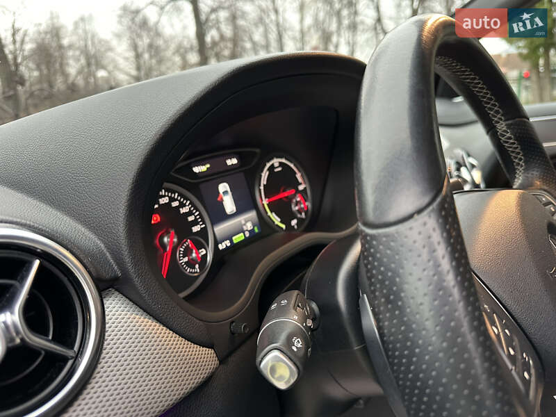 Хэтчбек Mercedes-Benz B-Class 2016 в Дрогобыче