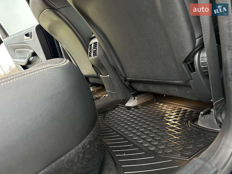 Хэтчбек Mercedes-Benz B-Class 2016 в Дрогобыче