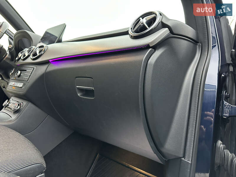 Хэтчбек Mercedes-Benz B-Class 2016 в Дрогобыче