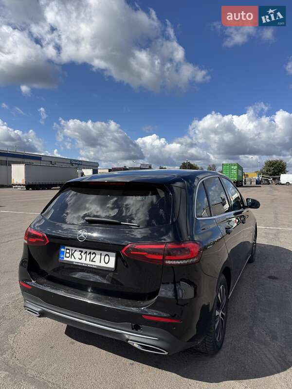Хэтчбек Mercedes-Benz B-Class 2021 в Сарнах