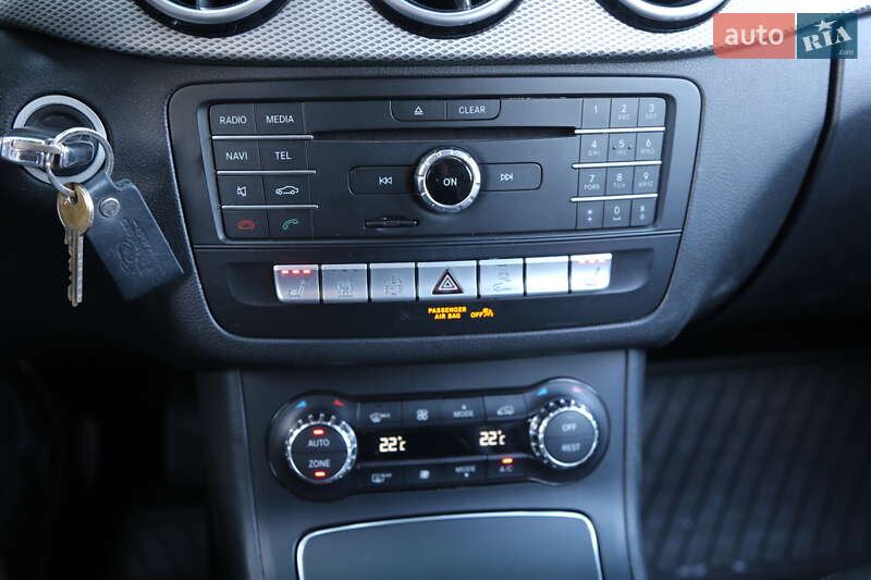 Хэтчбек Mercedes-Benz B-Class 2015 в Киеве