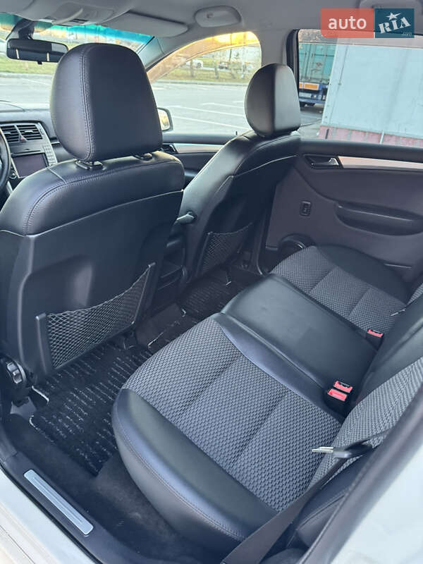 Хэтчбек Mercedes-Benz B-Class 2010 в Киеве