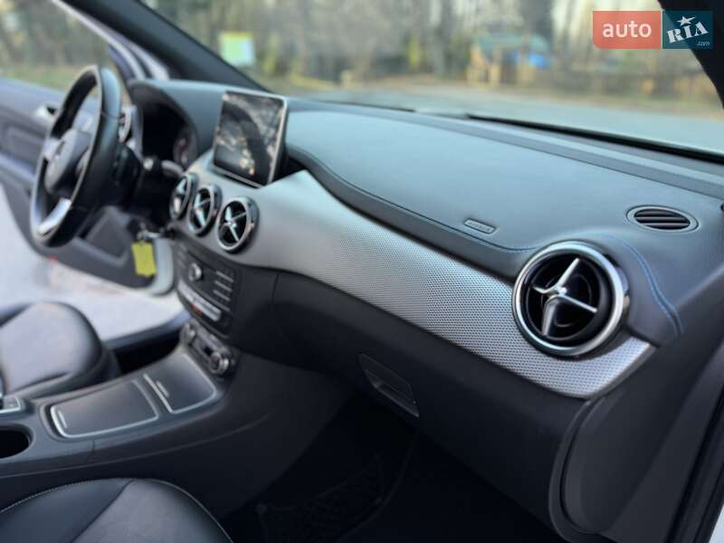 Хэтчбек Mercedes-Benz B-Class 2016 в Трускавце