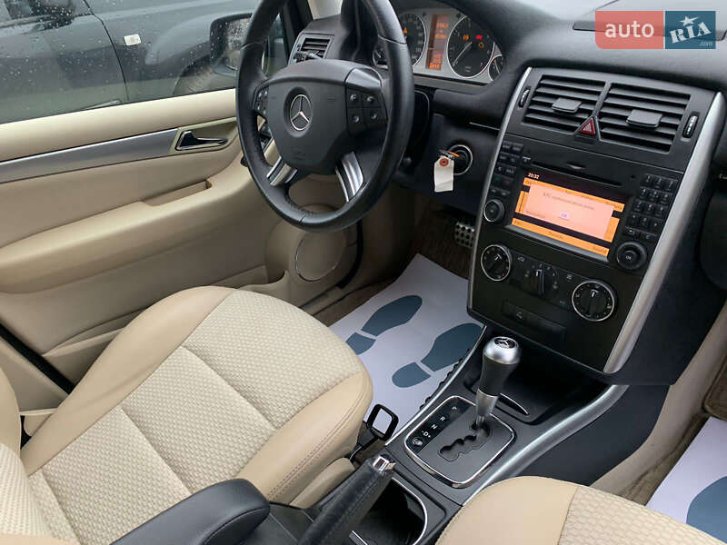 Хэтчбек Mercedes-Benz B-Class 2010 в Киеве