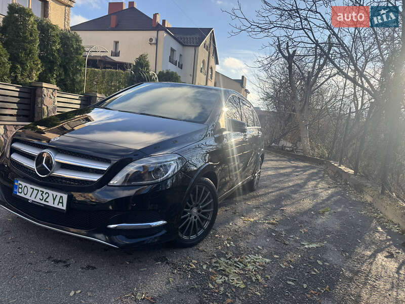 Хетчбек Mercedes-Benz B-Class 2017 в Тернополі