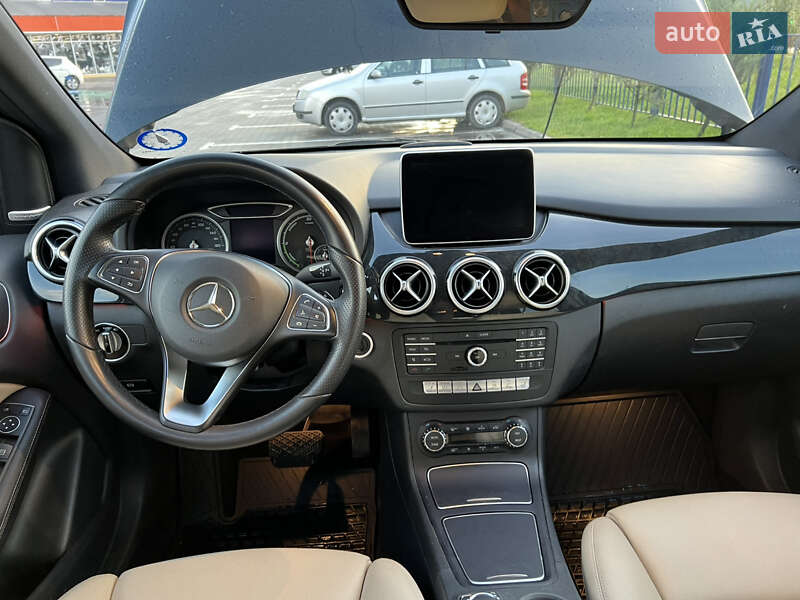 Хэтчбек Mercedes-Benz B-Class 2015 в Львове