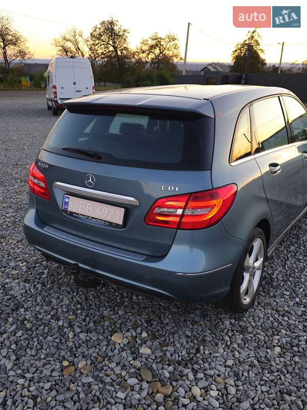 Хэтчбек Mercedes-Benz B-Class 2011 в Глыбокой фото 8 Хэтчбек Mercedes-Benz B-Class 2011 в Глыбокой