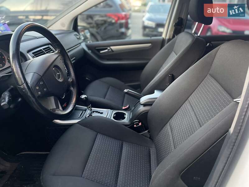 Хэтчбек Mercedes-Benz B-Class 2011 в Днепре