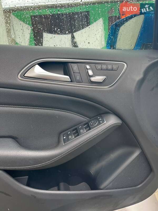 Хетчбек Mercedes-Benz B-Class 2015 в Львові