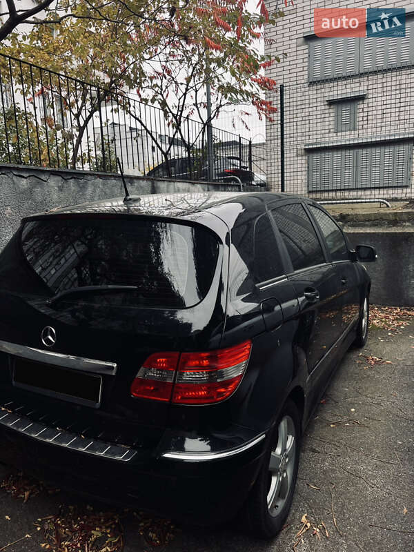 Хетчбек Mercedes-Benz B-Class 2010 в Києві
