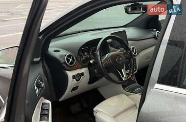 Хэтчбек Mercedes-Benz B-Class 2016 в Житомире
