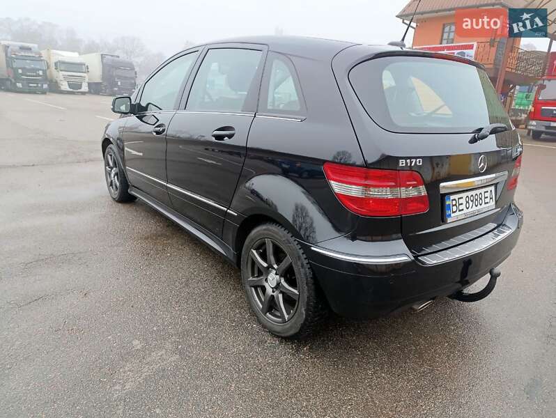 Хэтчбек Mercedes-Benz B-Class 2009 в Первомайске фото 45 Хэтчбек Mercedes-Benz B-Class 2009 в Первомайске