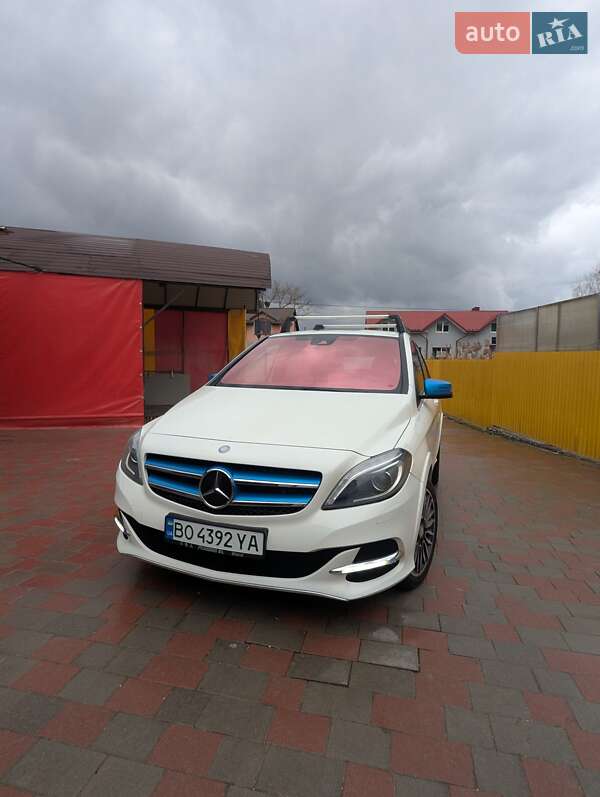 Хетчбек Mercedes-Benz B-Class 2015 в Тернополі