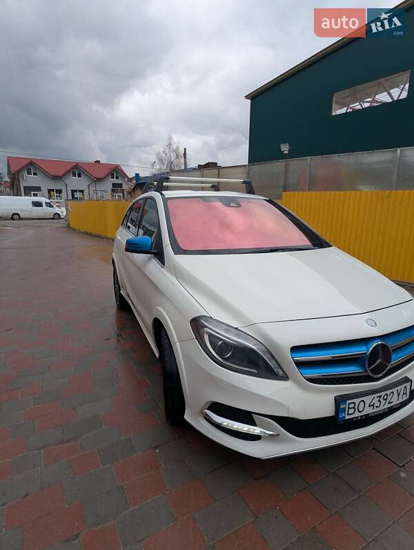Хетчбек Mercedes-Benz B-Class 2015 в Тернополі