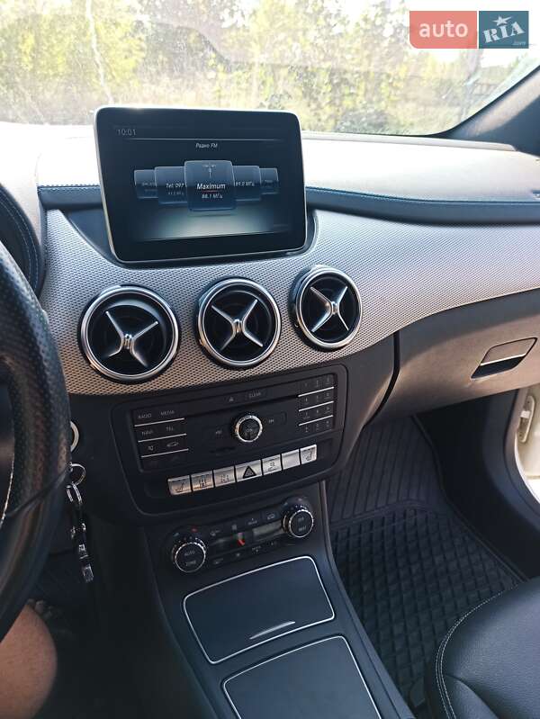 Хетчбек Mercedes-Benz B-Class 2015 в Тернополі