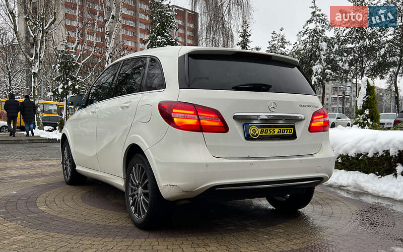 Хэтчбек Mercedes-Benz B-Class 2015 в Львове