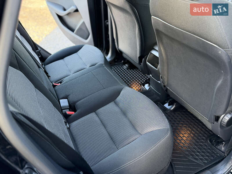 Хэтчбек Mercedes-Benz B-Class 2017 в Ровно фото 22 Хэтчбек Mercedes-Benz B-Class 2017 в Ровно