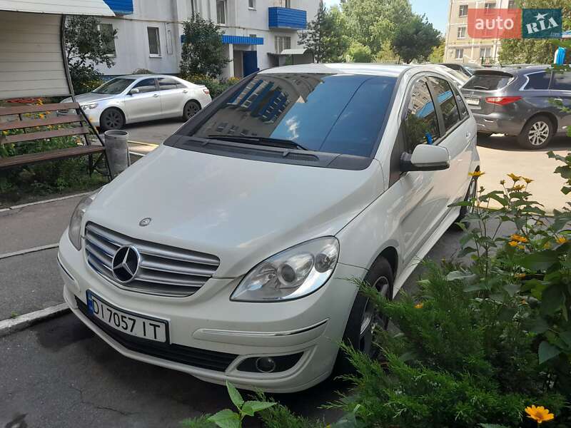 Хэтчбек Mercedes-Benz B-Class 2010 в Кременчуге