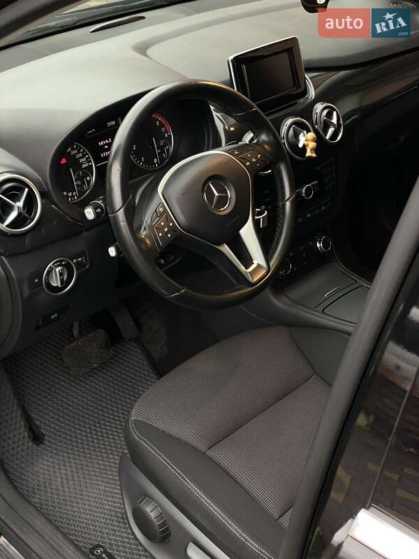 Хэтчбек Mercedes-Benz B-Class 2012 в Умани