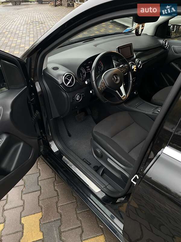 Хэтчбек Mercedes-Benz B-Class 2012 в Умани
