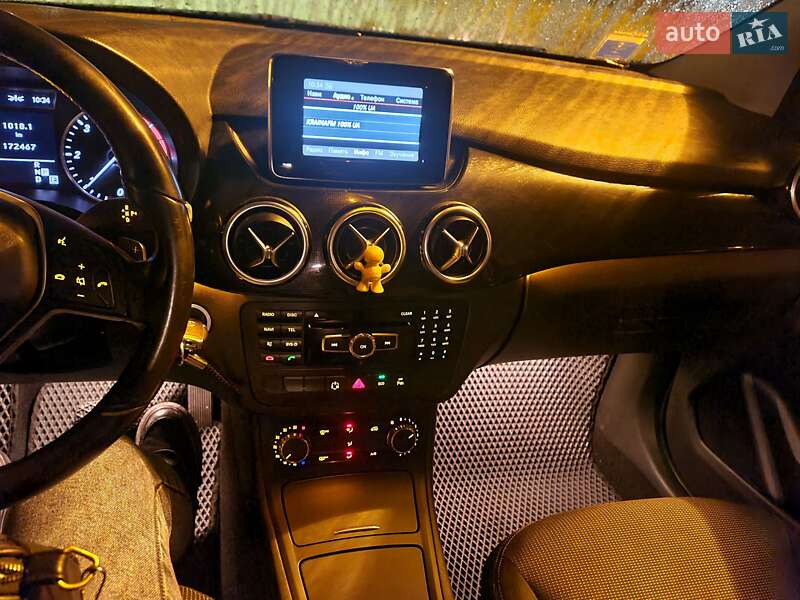 Хэтчбек Mercedes-Benz B-Class 2012 в Умани