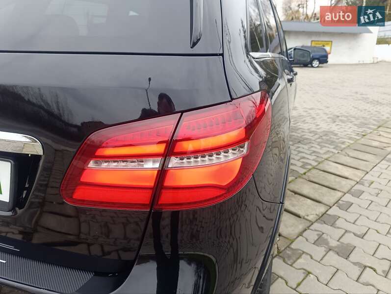 Хетчбек Mercedes-Benz B-Class 2016 в Чернівцях