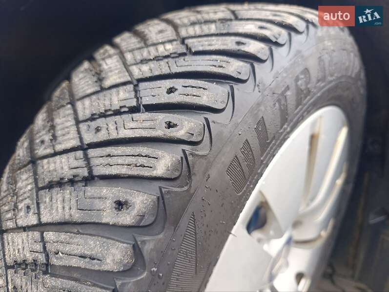 Хетчбек Mercedes-Benz B-Class 2016 в Чернівцях