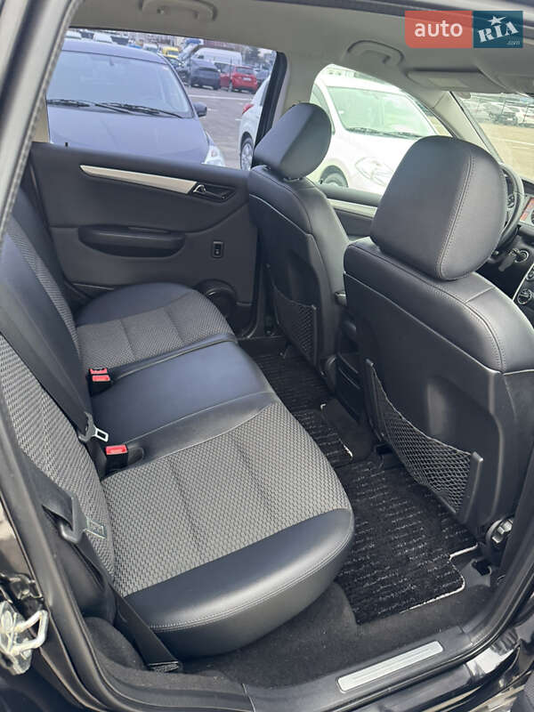 Хетчбек Mercedes-Benz B-Class 2010 в Києві