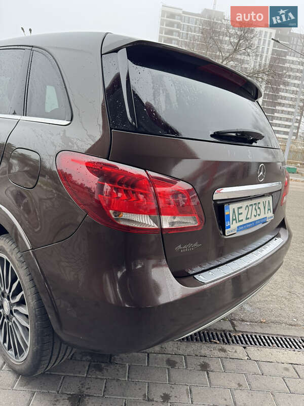 Хетчбек Mercedes-Benz B-Class 2015 в Дніпрі фото 29 Хетчбек Mercedes-Benz B-Class 2015 в Дніпрі