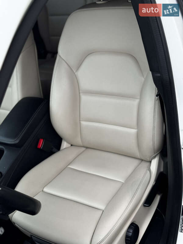 Хэтчбек Mercedes-Benz B-Class 2016 в Дрогобыче фото 2 Хэтчбек Mercedes-Benz B-Class 2016 в Дрогобыче