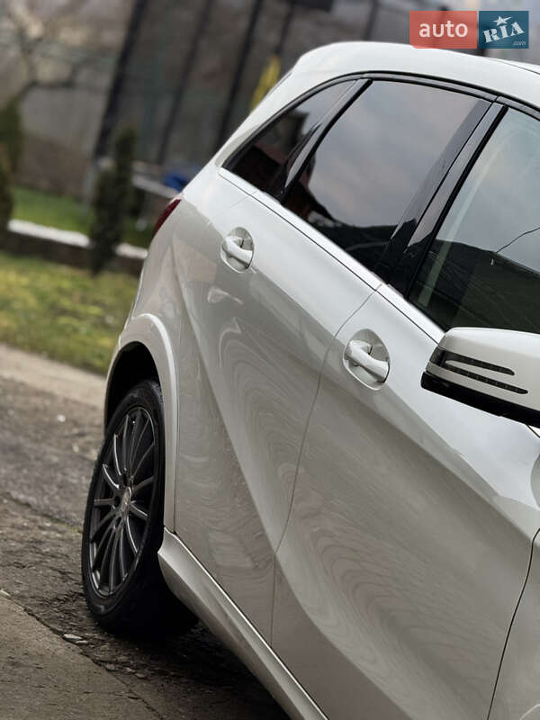 Хэтчбек Mercedes-Benz B-Class 2016 в Дрогобыче фото 7 Хэтчбек Mercedes-Benz B-Class 2016 в Дрогобыче