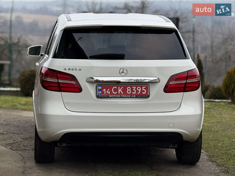 Хэтчбек Mercedes-Benz B-Class 2016 в Дрогобыче фото 18 Хэтчбек Mercedes-Benz B-Class 2016 в Дрогобыче