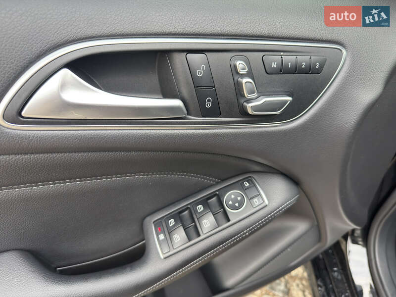 Хетчбек Mercedes-Benz B-Class 2018 в Львові фото 27 Хетчбек Mercedes-Benz B-Class 2018 в Львові