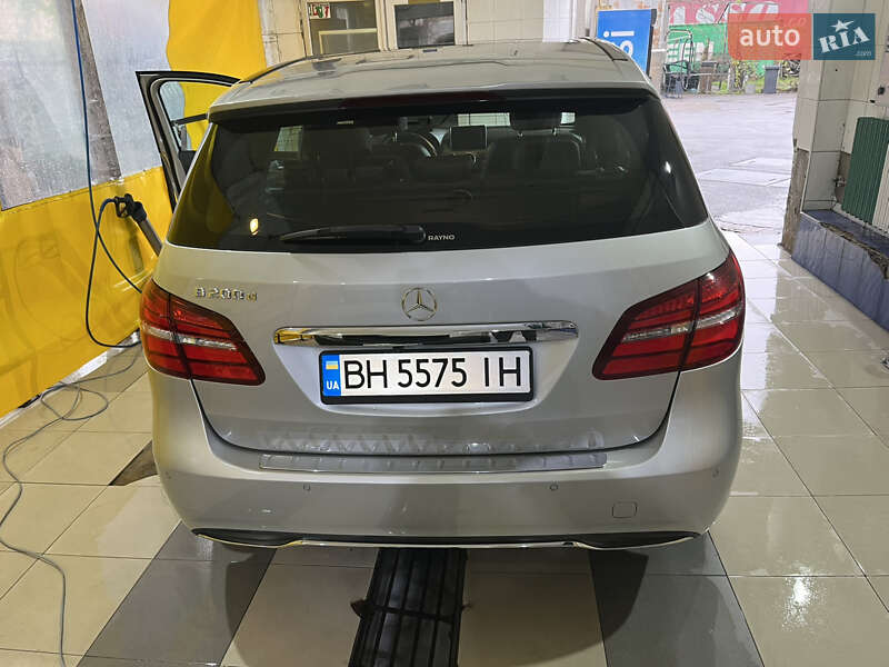 Хетчбек Mercedes-Benz B-Class 2015 в Одесі фото 19 Хетчбек Mercedes-Benz B-Class 2015 в Одесі