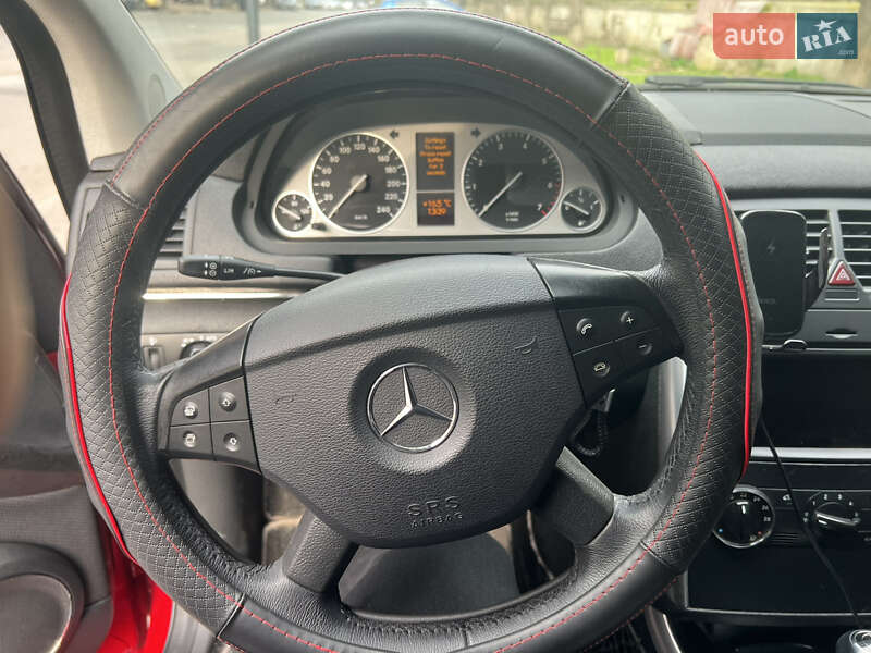 Хэтчбек Mercedes-Benz B-Class 2011 в Одессе